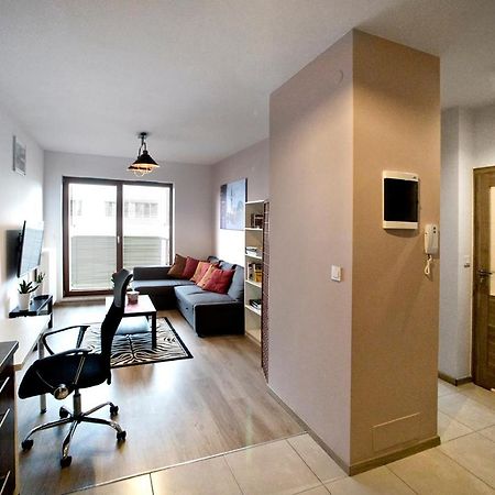 Airport Okecie Klobucka P&O Serviced Apartments Варшава Экстерьер фото